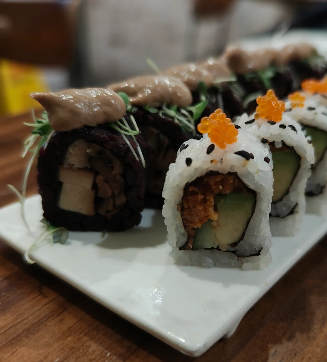 Kosher vegan sushi NYC – Beyond Sushi 62 W 56th Street, plant-based sushi rolls for delivery and dine-in near Central Park